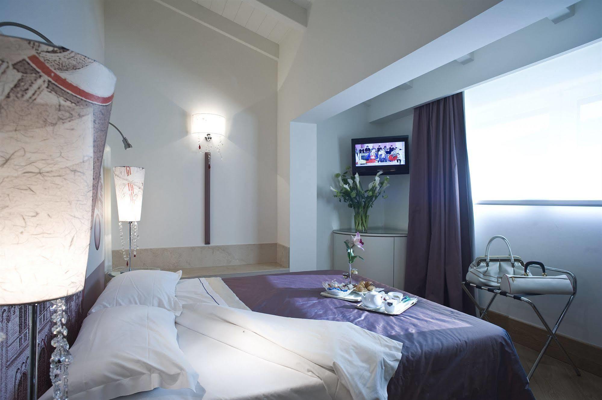 Hotel Armonia Понтедера Экстерьер фото