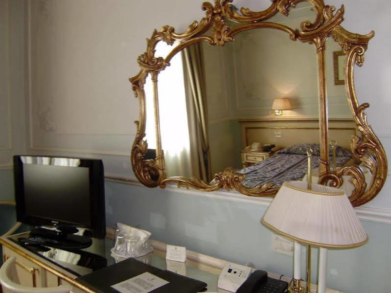 Hotel Armonia Понтедера Экстерьер фото