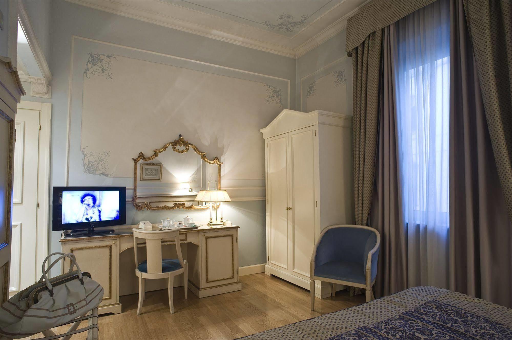 Hotel Armonia Понтедера Экстерьер фото
