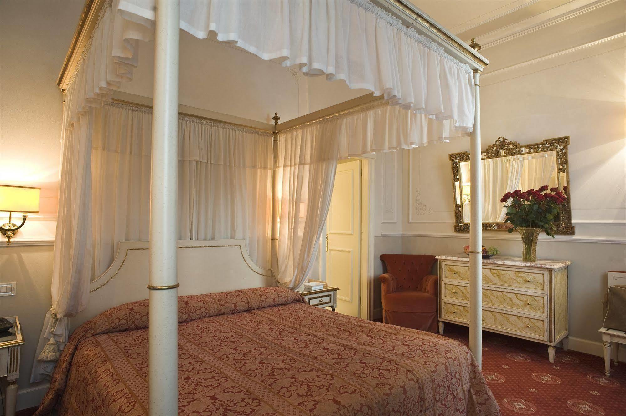 Hotel Armonia Понтедера Экстерьер фото