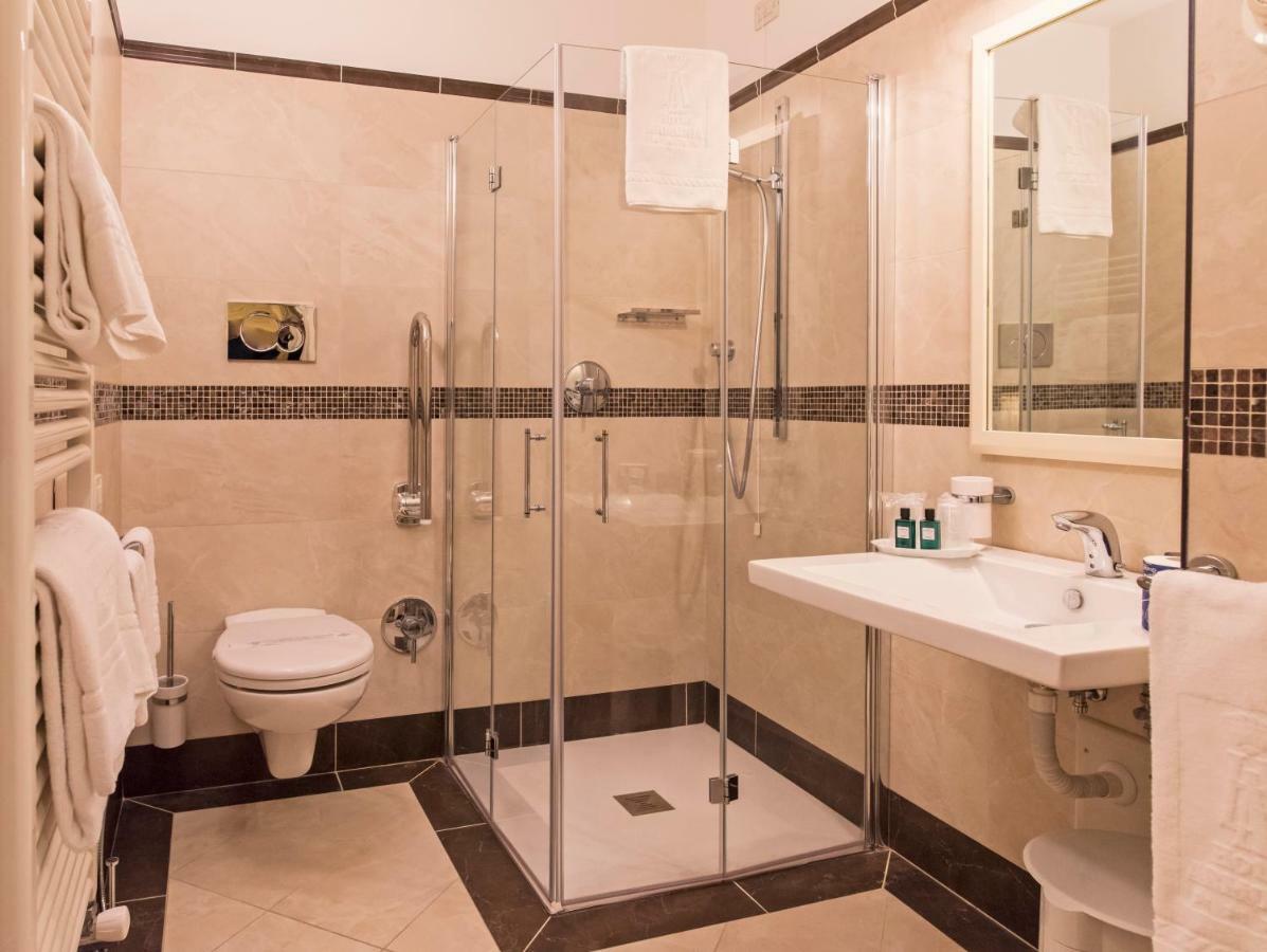Hotel Armonia Понтедера Экстерьер фото